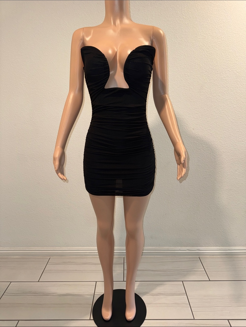 Strapless Black Ruched Bodycon Dress
